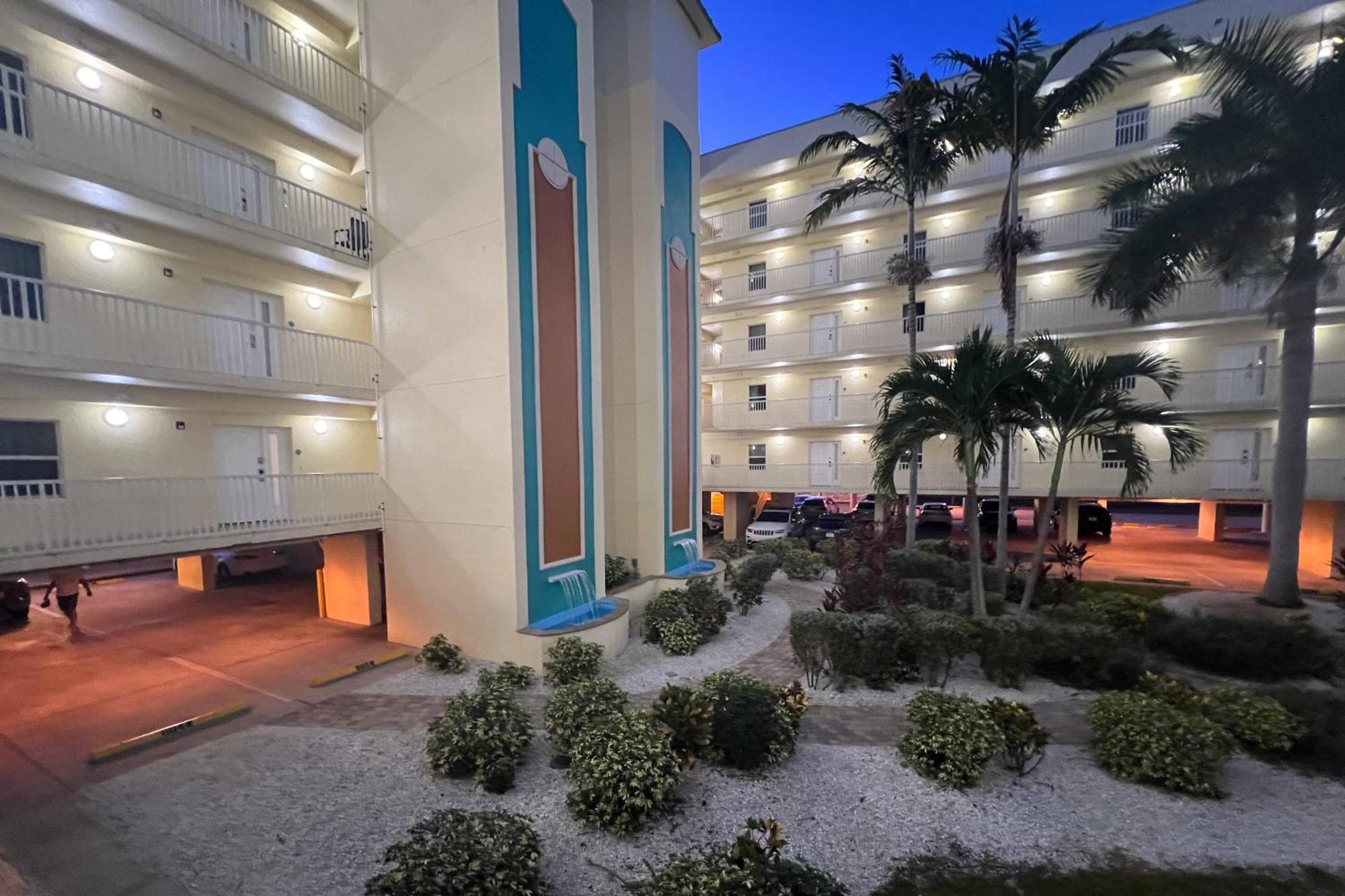 202-S - Sunset Vistas Villa St. Pete Beach Exterior photo